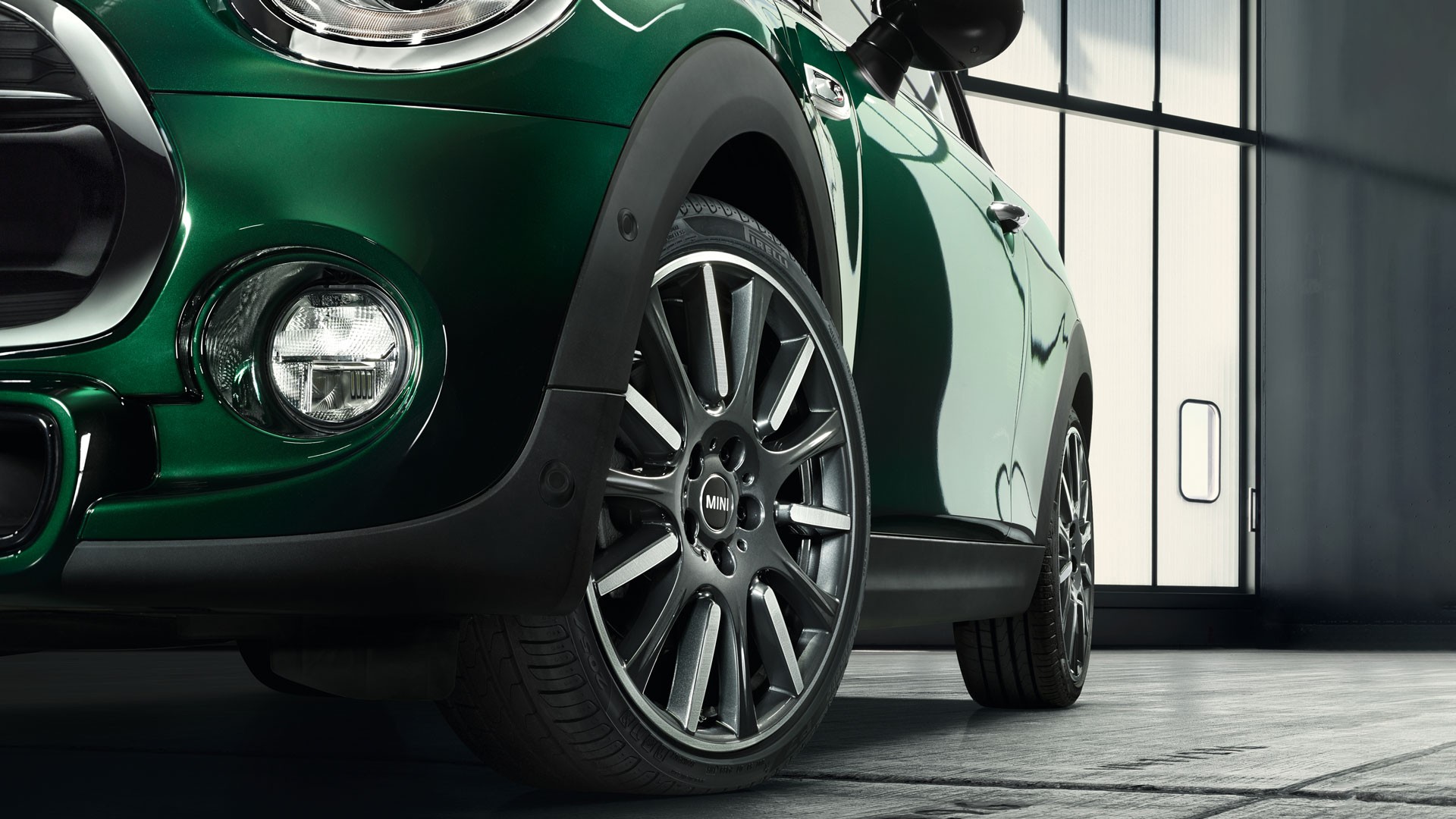 MINI 3 portes – vert – jantes et pneus